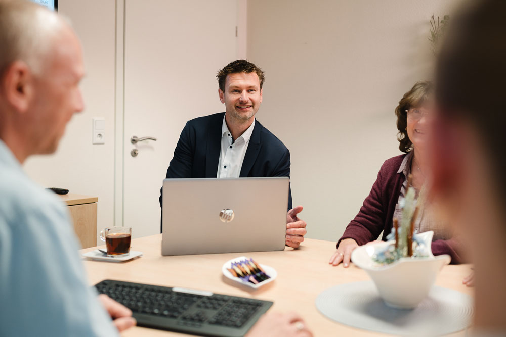 Mitarbeiterszene bei der Kanzlei Lotz und Partner